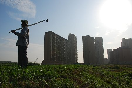 机构：预计2024年房地产销售面积同比下降4.9%