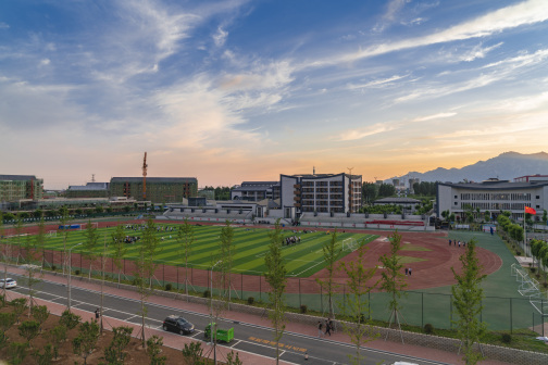 泰山科技学院美景